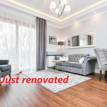 Executive 2-Bedroom Apartment Красков Екстериор снимка