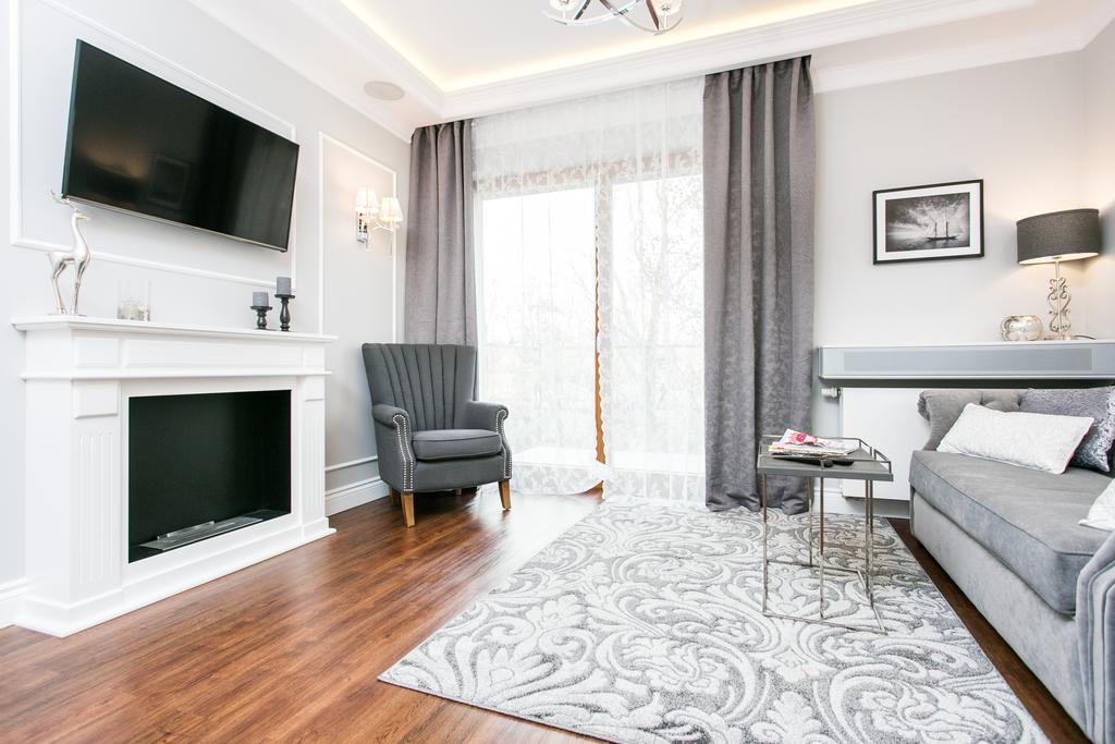 Executive 2-Bedroom Apartment Красков Екстериор снимка
